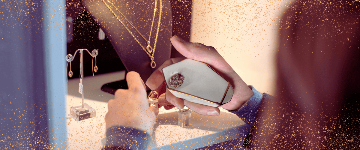 Puffing Pretty On Porcelain Hand Pipes From Stonedware 22 stonedware hand pipes