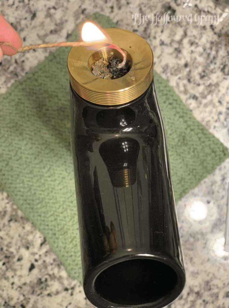 A Cannabis Lover'S Review Of The Heir Waterpipe 25 heir waterpipe ceramic mouthpiece and bowl